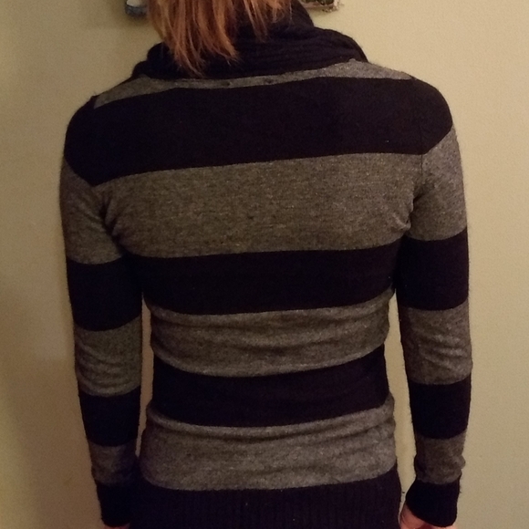 Women top le chateau - Picture 3 of 8